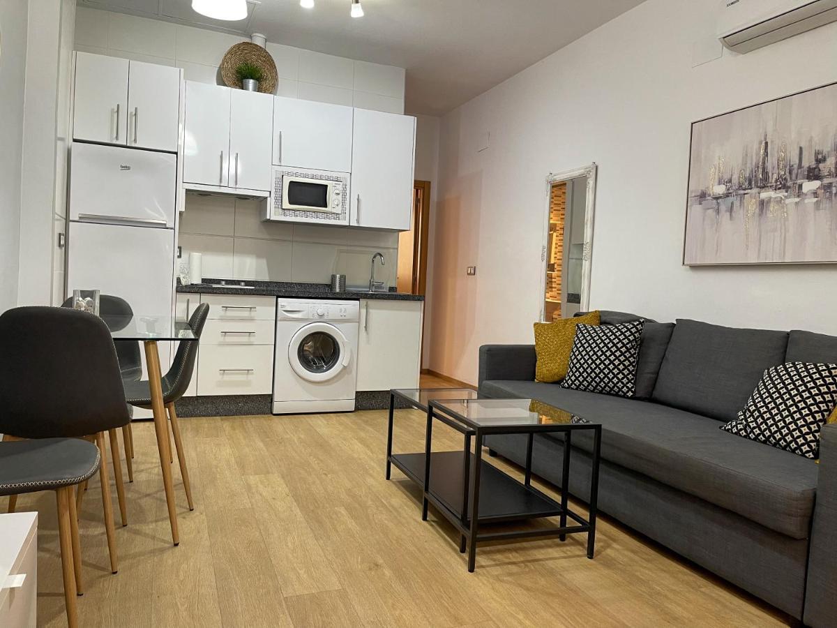Quiet Apartment In The Heart Of Malaga Pool & Free Parking מראה חיצוני תמונה