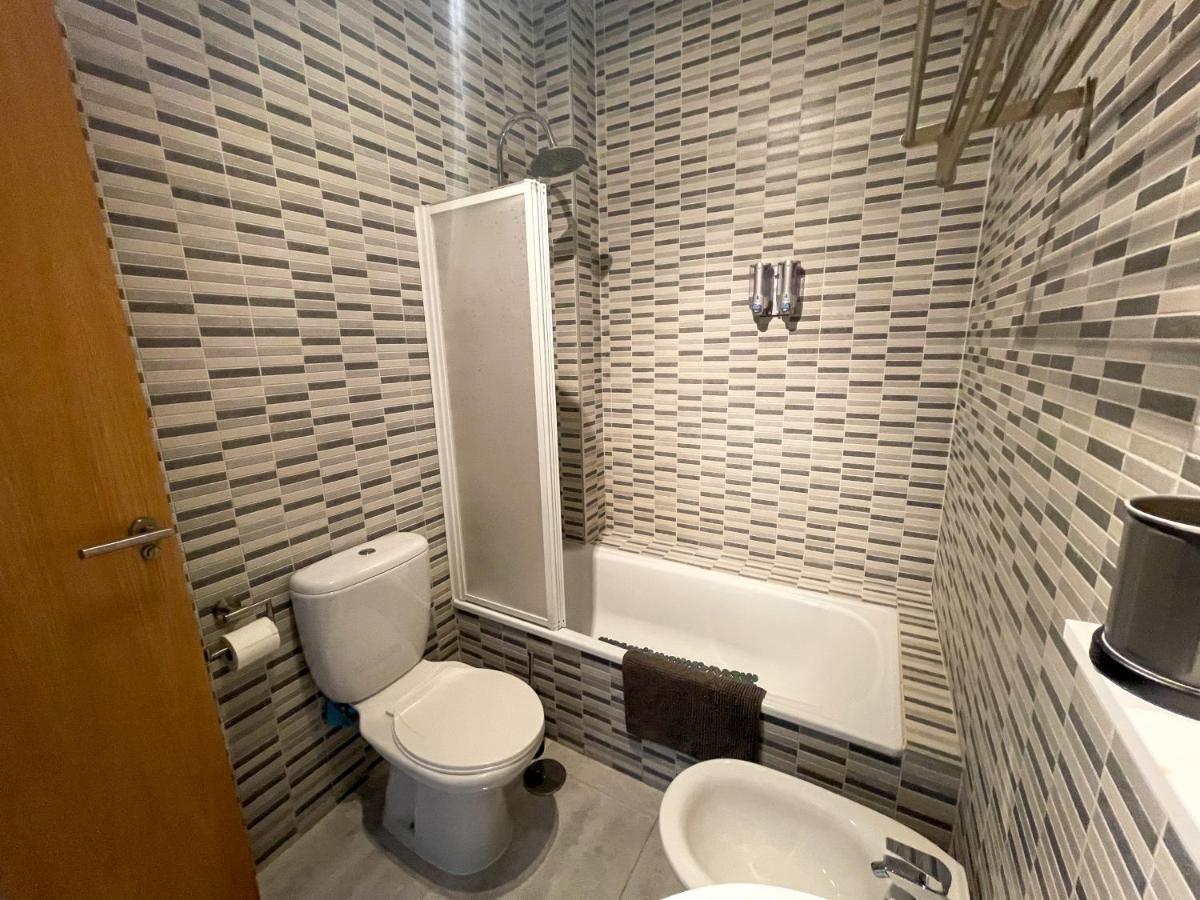 Quiet Apartment In The Heart Of Malaga Pool & Free Parking מראה חיצוני תמונה